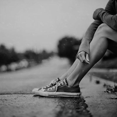 EspoirVain's profile picture. Lorsque plus rien n'a de sens, ne reste que les mots pour se consoler.