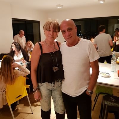 Lo mas importante de mi vida es la verdad mi marido mis hijos y mis nietos...
