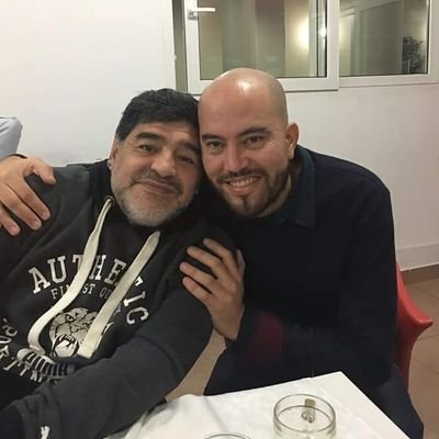 Tomé fernet con Diego Maradona 🇦🇷 Tengo 📸 con el Indio Solari 🎶