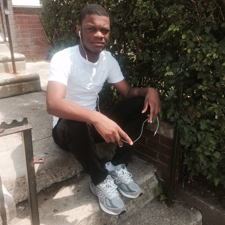 rxhmir's profile picture. 