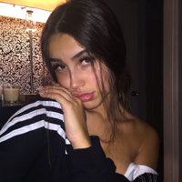 carla (@fakinggbae) 's Twitter Profile