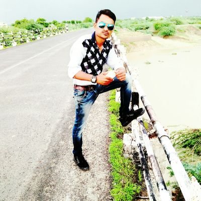 sandhi_aarif's profile picture. 🇮🇳 son of sandhi 🇮🇳