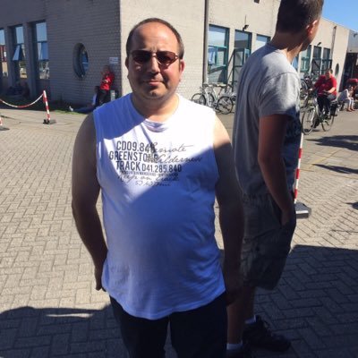 332Robert's profile picture.