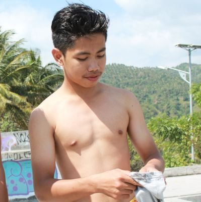 gb_denni's profile picture. Pendidikan