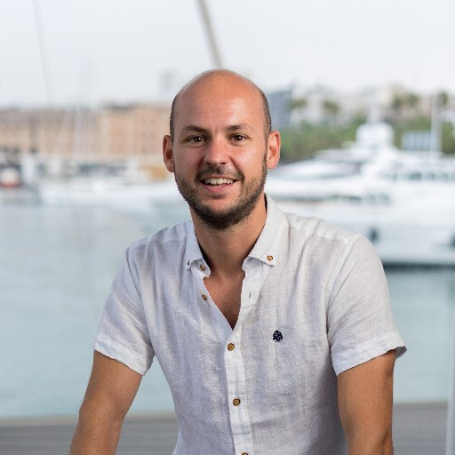 lovingpeter's profile picture. SaaS & product design.