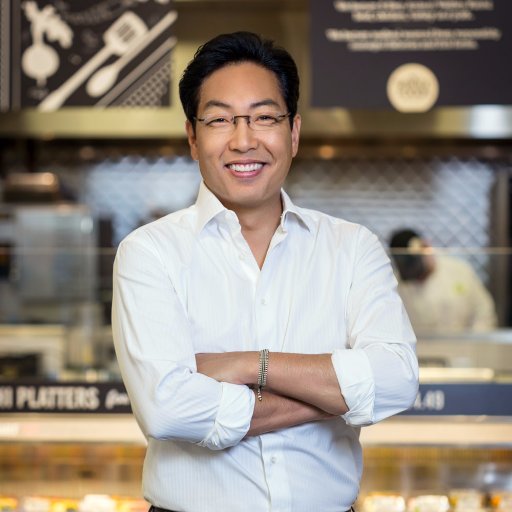 Global thought leader and innovative market shaper in the Asian food & beverage industry, with extensive experience as CEO|MBA Professor