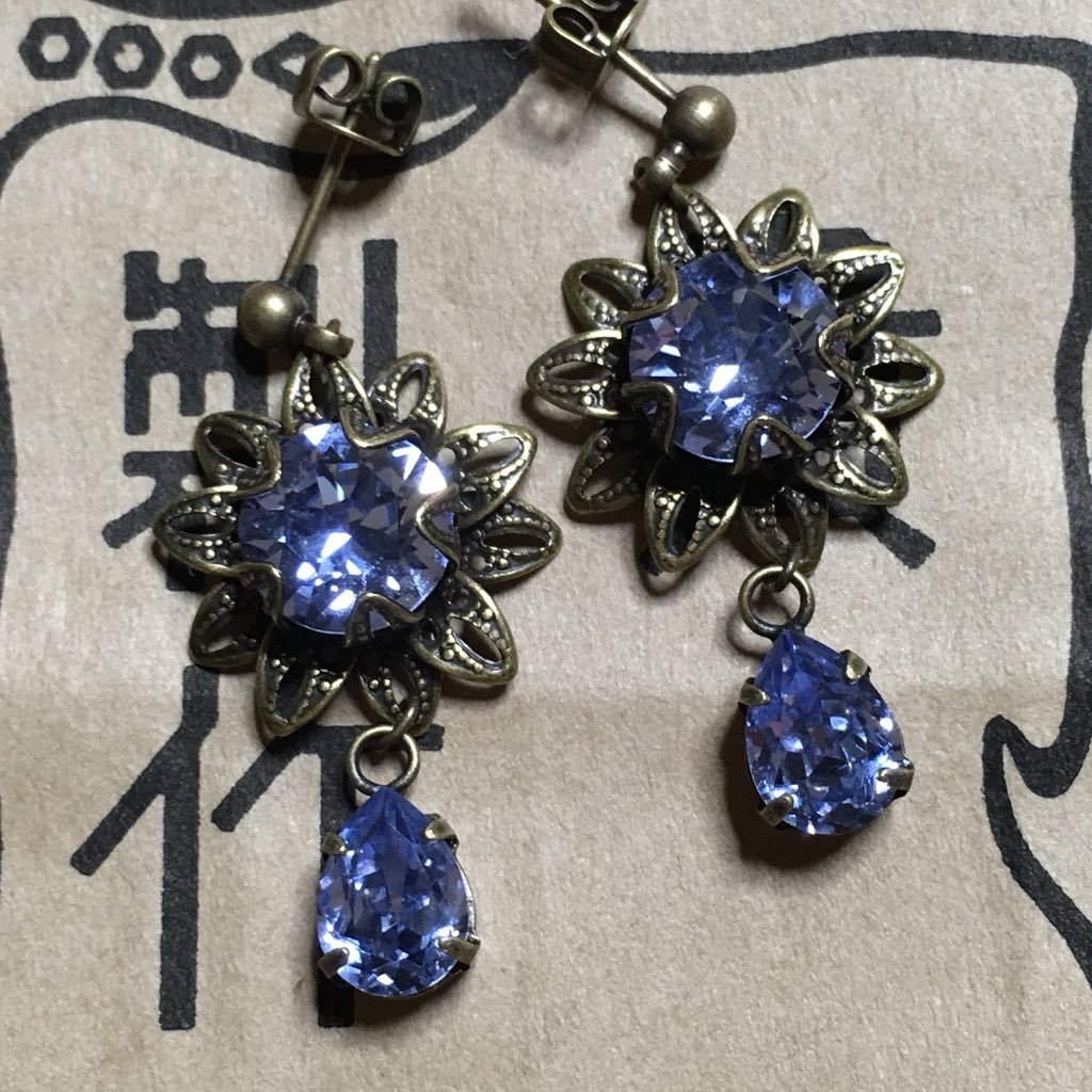 喫茶あかねのあかねなおです。人形や人の装飾品などの制作と作家さんの購入品をUP。RT魔。好きな日常垂れ流し。パートナー宅猫ろぅさん(マンチカン)とねろさん(黒猫)多々。無言フォロー失礼します。ご迷惑承知で絡みます。最近はSnowMan好きです。ウマ娘も馬も好き。 https://t.co/l91xd2kmE7