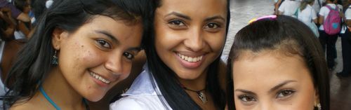 soy una persona dulce, encantadora, tierna y alegre