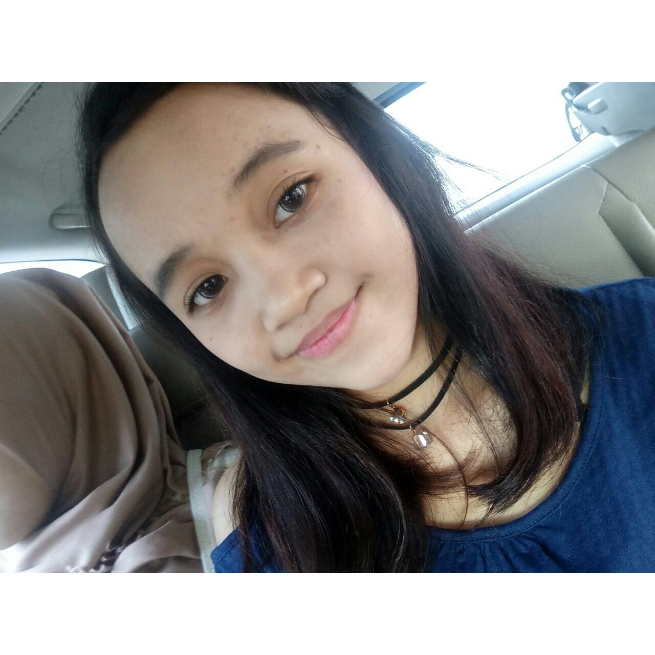 LestariSaskia's profile picture. 