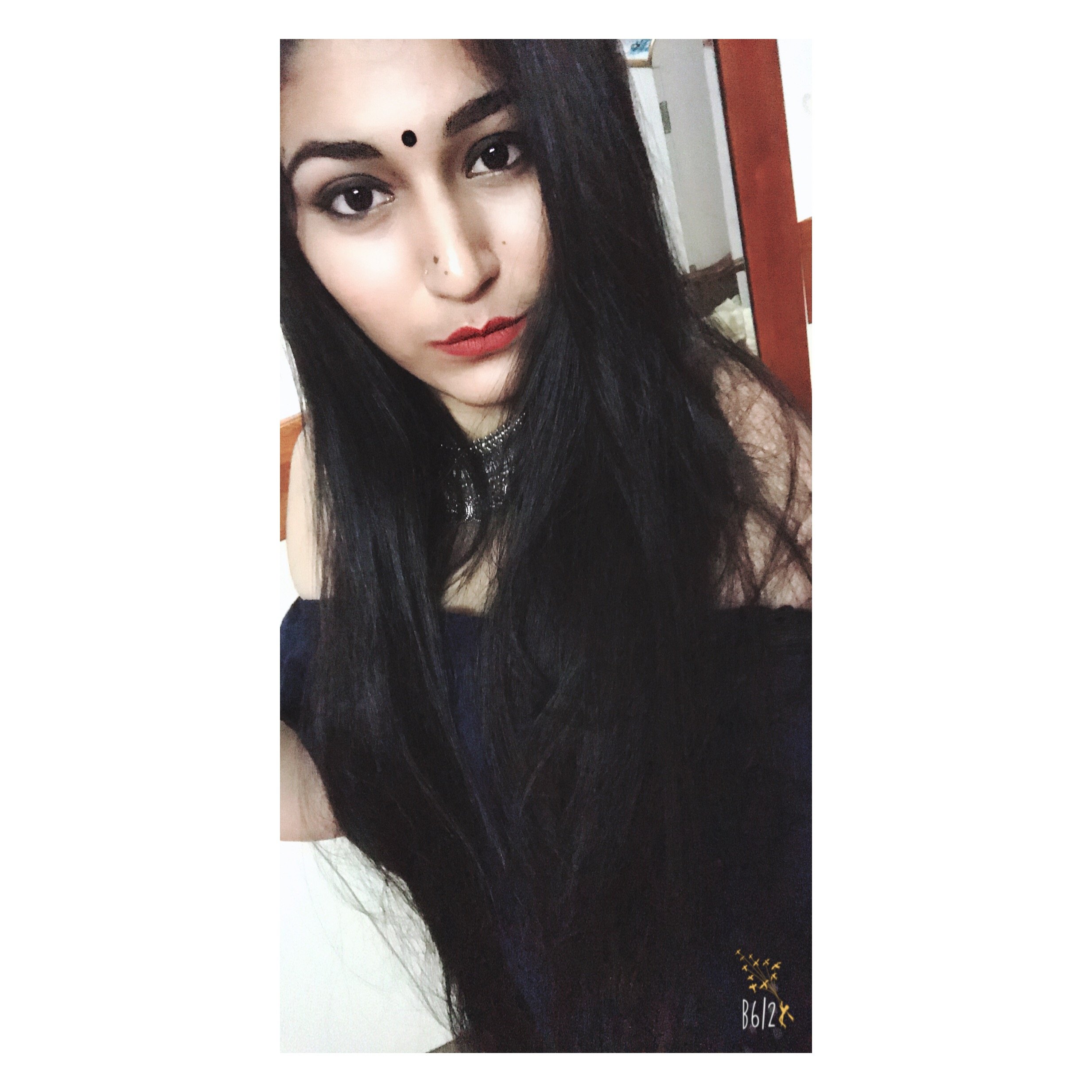 Indian🇮🇳 •Klutzy•IG- thegirlnameduniverse•SC- princesszubeen