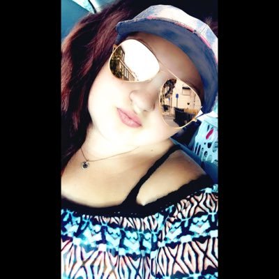 17. senior. single. Star Wars. ❤️Positive Vibes ✌️
