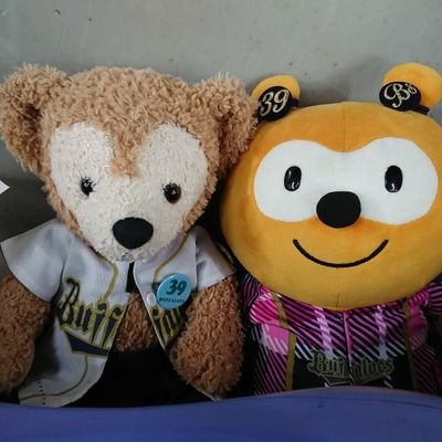 mickey3741's profile picture. ディズニー、オリックスバファローズ⚾(#67)日本ハムファイターズ⚾(#18)滋賀レイクス🏀(#16・17)、アルバルク東京(#3)ポンタ、BsGirlsが好きな主婦です！