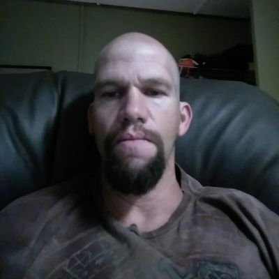 DavidMi76411642's profile picture. single