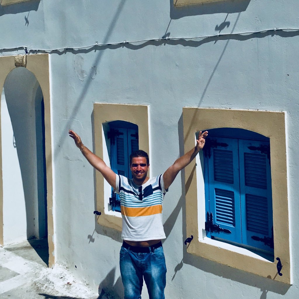 BunuelCuboSoto's profile picture. Developer of @mathxapp - 2013 WWDC Scholarship Recipient - iOS Developer at @creaceed - @BunuelCuboSoto@mastodon.social