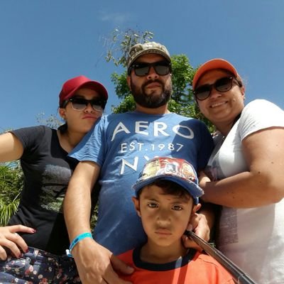 miguelostos1971's profile picture. Amante de la cocina , Bogotano,hincha de Millonarios,cero vallenato,cero reguetón...pura salsa Enamorado de mi esposa y mi hijo...