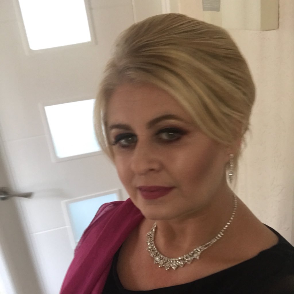sallyanntincan's profile picture. practice manager, blonde, mum, wife, bestie, cleaner and dog walker