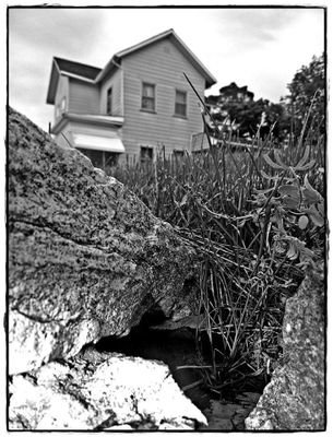 For years this house in Hartford City, IN. Has been rumored to be haunted. It was featured on Paranormal Lockdown. Visit Mysterious Monroe House on Facebook.