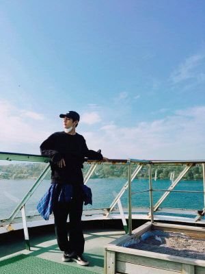 kthpino's profile picture. Pard of  Kim Taehyung 1995