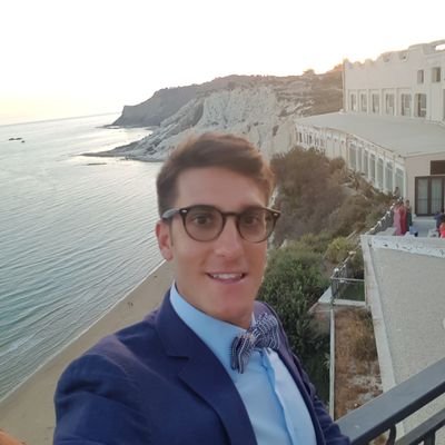 Tommyramp's profile picture. Dottore in Farmacia. Appassionato di tecnologia. Preparatore dei portieri.