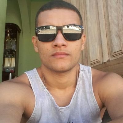 Boquirense, soteropolitano, torcedor fanático, paloso e papo reto, quer conhecer mais? Só seguir ! ;)