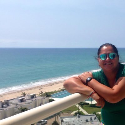 adriana3deseos's profile picture. 