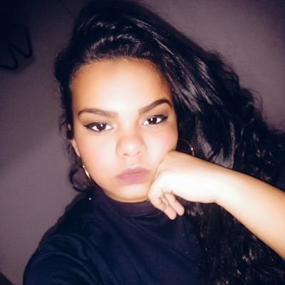👥Youtubers 🎥
  
Facebook:@thaisspicinini  snap:thaisspicinini Instagram:@thaisspicinini