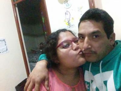 Soy un chico muy amoroso i sobre todo muy enamorado del amor de su vida osea mi esposa