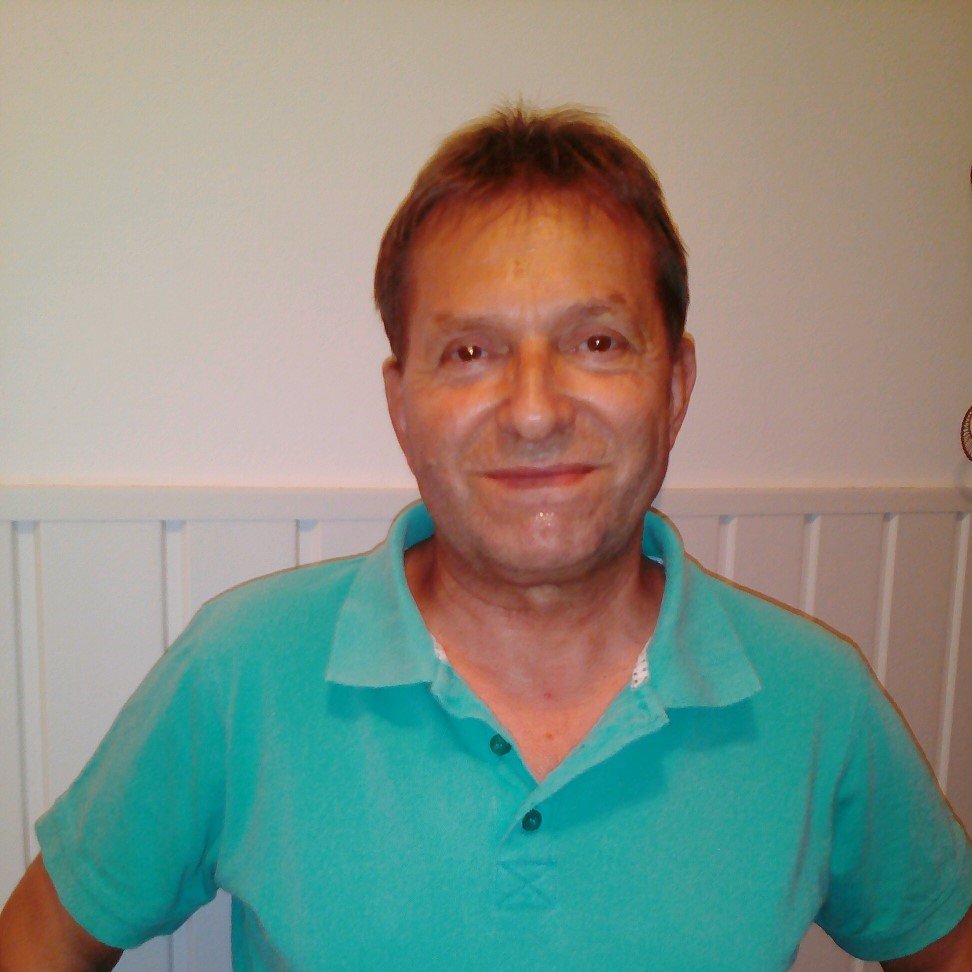SzegfuJ's profile picture. 