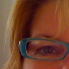 alyce's profile picture. traveler, music lover, aspiring cowgirl. b2b tech marketing @sanfrancisco