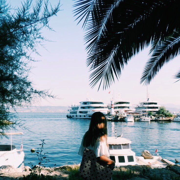 merva___'s profile picture. 26🌿 sesim.dünyam.kalemim.