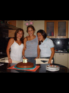 Aragueña de Maracay! Madre! Médico! Amiga!