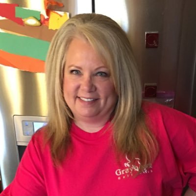 shari_person's profile picture. Literacy consultant, mom of four, wife, retired teacher.