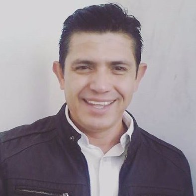 Mtro de Educ Prim Director Catedrático Psic Sindicalista. Escuela Pública 100% #DisfrutoElArte #DisfrutoElEscenario #Artista #Conductor #Lector