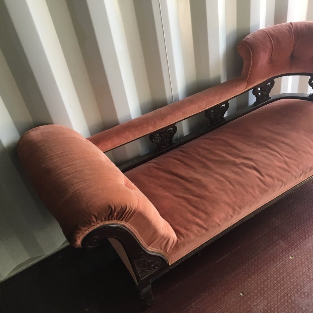 fandlantiques's profile picture. I am a passionate antique dealer who's always looking for that perfect piece for someone. Contact me anytime. thank you