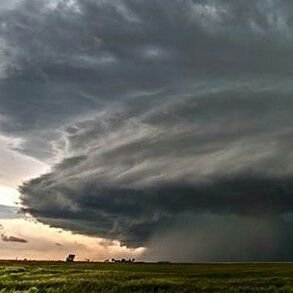 Gewitter und Unwetter in und um Sachsen |         B. Sc. Meteorologie | Meteorologie-Student an der Uni Leipzig | Mitglied von Team B.L.