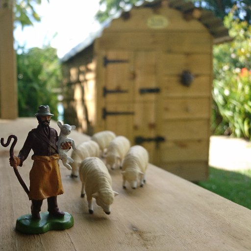 Traditional English Shepherds' Huts & Muddy Kitchens designed especially for children. Little huts for BIG imaginations! @thesnugshepherd