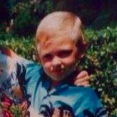 vsalamand's profile picture. just another 🐒 with a plan