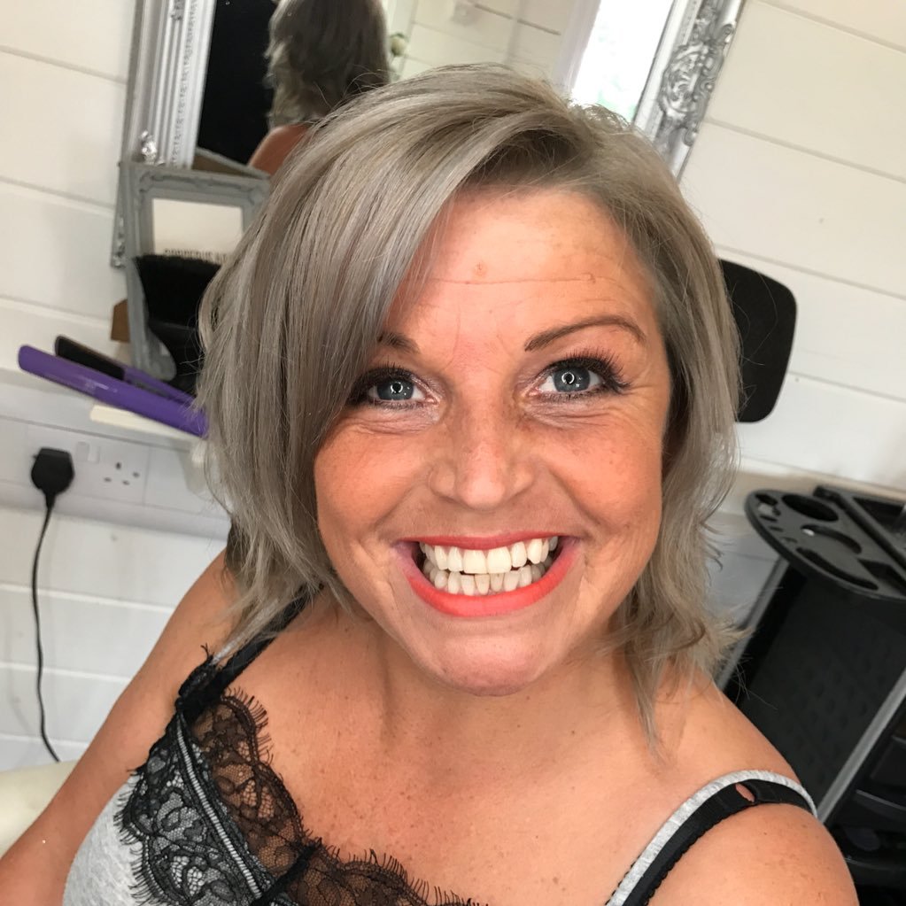 SparklyCow1's profile picture. Emotional Wellbeing Coach Making people feel better! 'Head Trash' eliminator, STRESSLess facilitator. LCH DIP,Coach Train the Trainer