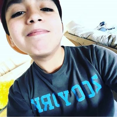 Valeencaamano12's profile picture. Soy Valeen,Ahre :b
Giian Pa👽Mica Suarez👽Elchuiucal👽Lucas Castel👽Mariano Bondar👽Julian Serrano👽BNT👽Dosogas👽ELDEMENTE👽JATV👽Gonzaa Fonseca👽RobleisIUTU👽