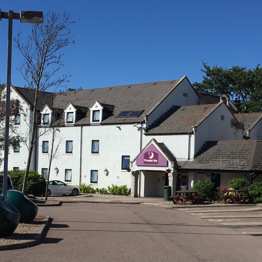 Newly refurbished 62-bed Premier Inn in the central west of Aberdeen. *New breakfast room coming Oct. '17*