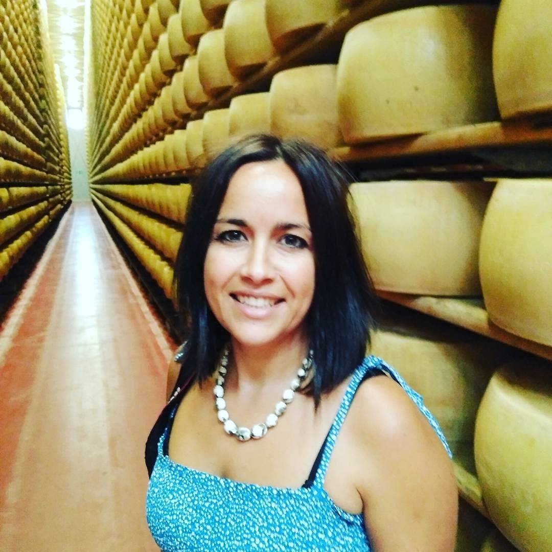 Food & Science.
Tecnóloga alimentaria.
Enóloga.
Profesora en FP de Industrias Alimentarias.
🧀 Docencia, alimentos y ciencia.
🎙️ Podcast Chicle de Arándanos