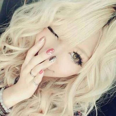 Saturn_Gardner's profile picture. profissional em respirar, dom de postar qualquer porcaria. Sou filha da paciência (sou sim) e mãe da arrogância. OIEEE