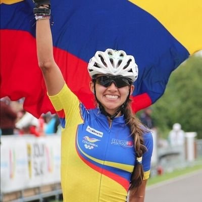 Empresaria. 15 veces campeona mundial, 3 veces campeona de los world games Enamorada completamente de mi deporte