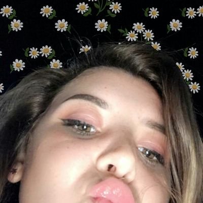 just doing very mediocre makeup and pretending I know what's good