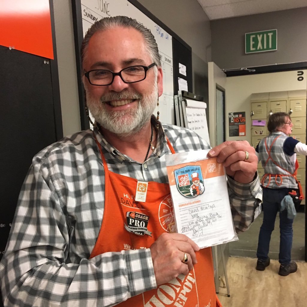 Home Depot Specialty Supervisor. Store #8998 Sequim. All Tweets are my own.