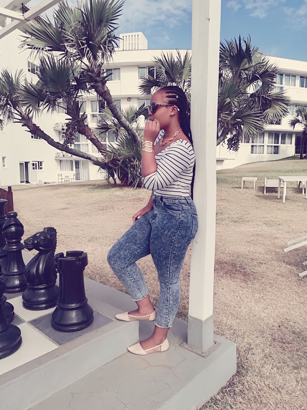 Student, loves life and living. Independent in all aspects and so much more 😘