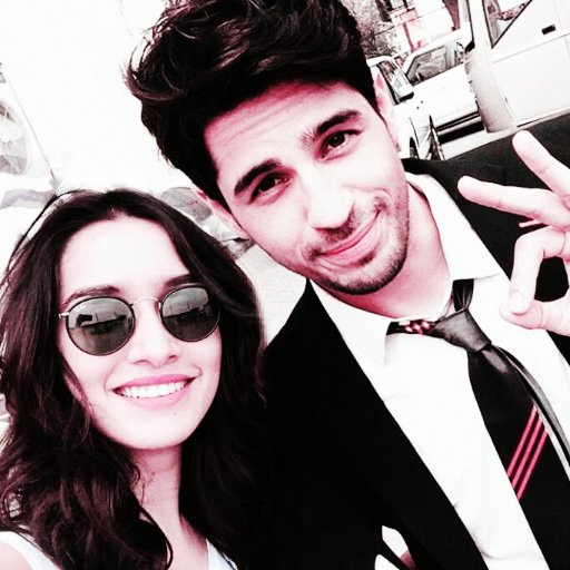 ©TEAM SHRADDHARTH- Living the Dream but Keeping It Real ▪ Here to Love & Support Our King @S1dharthM & Queen @ShraddhaKapoor. [Fan Account]