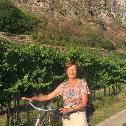 ahewitt128's profile picture. 4th grade teacher, ELA Curriculum Leader, Certified children's yoga instructor