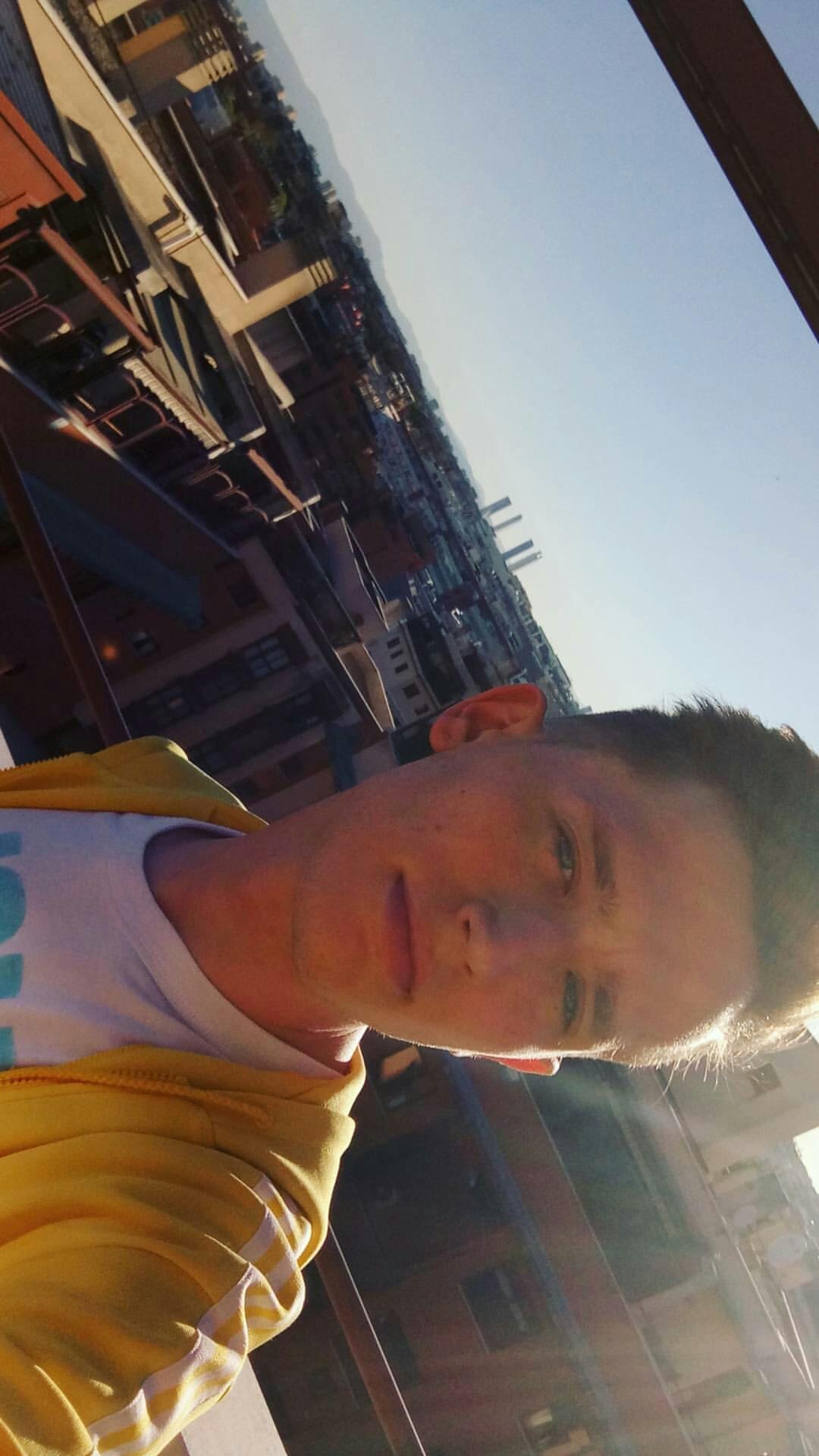 Guille22Ac's profile picture. Madrid