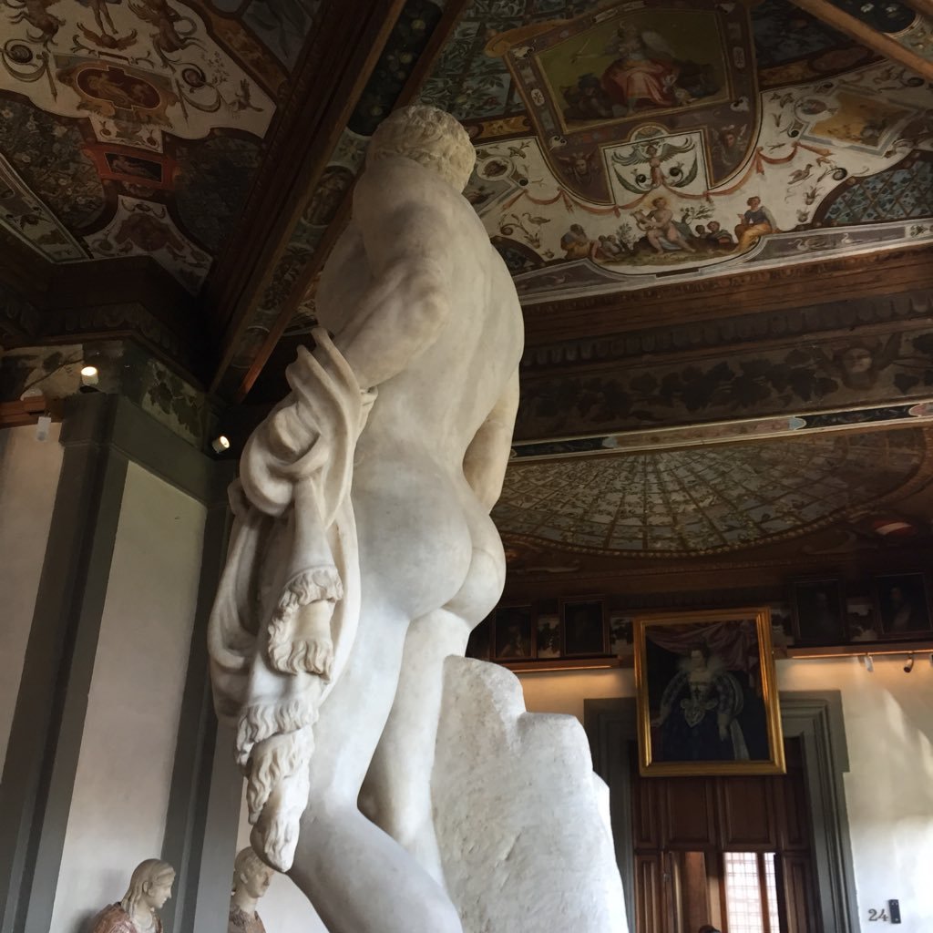 johannfain's profile picture. samma